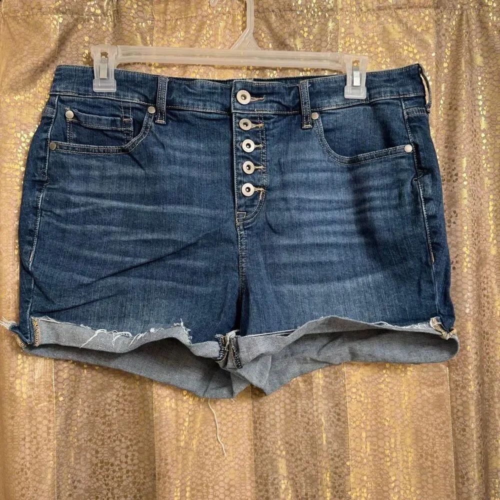 Torrid Button Fly Dark Wash Raw Hem Cutoff Shorts Size 16